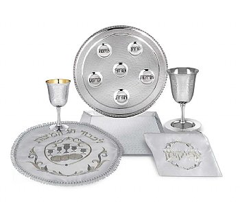 Elegant 6 Piece Passover Set - Hammered with Round Matzah Cover